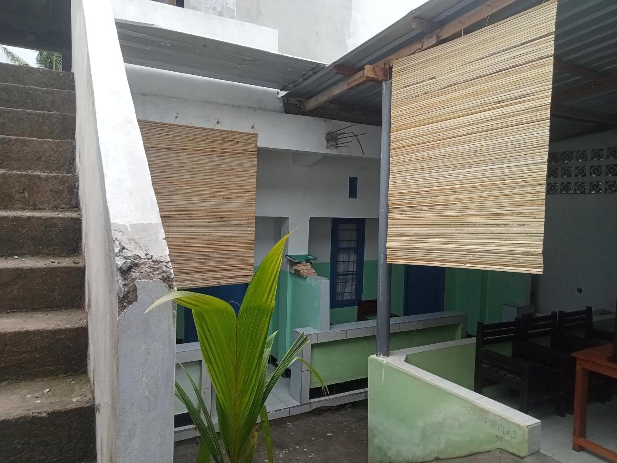 Bulan Homestay Plambi